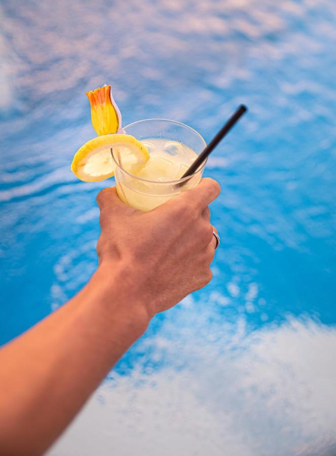 Waves Aqua Resort Кенитра Экстерьер фото A lemon drop